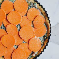 Cách làm bánh tart cải xoăn khoai lang