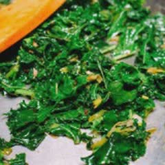 Cách làm bánh tart cải xoăn khoai lang