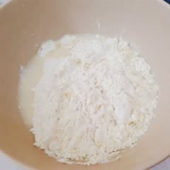 Cách làm Bánh tôm chiên khoai môn