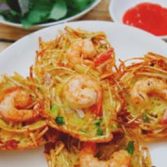 Cách làm Bánh tôm chiên khoai môn