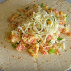 banh-tortilla-cuon-thit-trung-SgHePiY46fZZbrp3VUlL