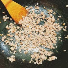 Cách làm bánh tráng lụi chấm mắm me
