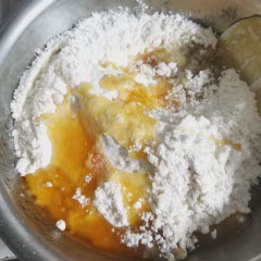 Cách Làm Bánh Trung Thu Nhân Chà Bông Thơm Ngon