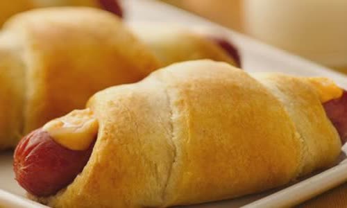 Cách làm bánh xúc xích phô mai nướng
