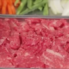Cách làm burger cơm thịt bò Nhật Bản