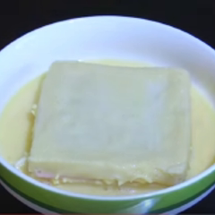 Cách làm Monte Cristo Sandwich kẹp thịt nguội và phô mai