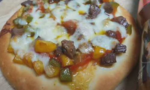 Cách Làm Pizza Bò Lúc Lắc Đơn Giản Hấp Dẫn Bé Yêu