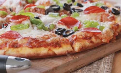 Cách làm Pizza phô mai cho bữa sáng đơn giản tại nhà