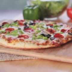 Cách làm Pizza phô mai cho bữa sáng đơn giản tại nhà