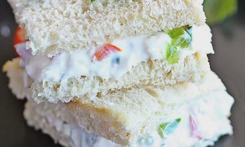 Cách làm sandwich sốt mayonnaise rau củ