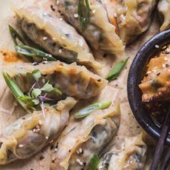 Cách làm Sủi cảo nhân rau củ