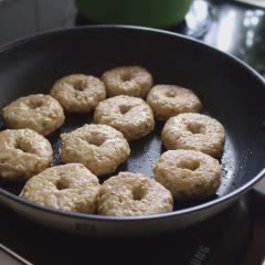 Cách làm thịt chiên kiểu bánh donut