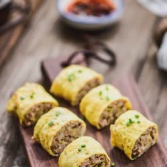 Cách làm Trứng cuộn thịt bằm nấm nướng