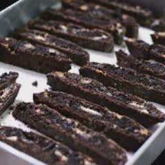 Cách làm Bánh Biscotti Chocolate