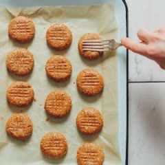 Cách làm Bánh bơ đậu phộng không dùng lò nướng