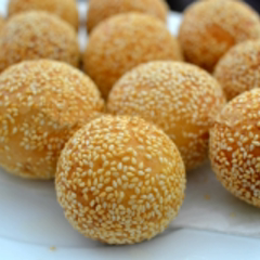 Cách làm món bánh cam (bánh ram) tuổi thơ