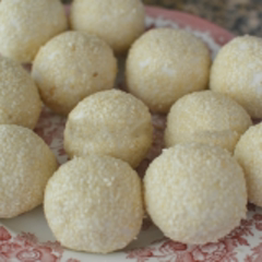 Cách làm món bánh cam (bánh ram) tuổi thơ