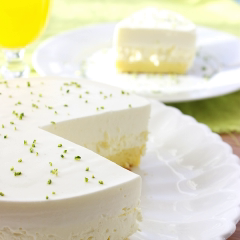 banh-cheesecake-sua-chua-r3ehU2M8Vch4tGEvVxsq