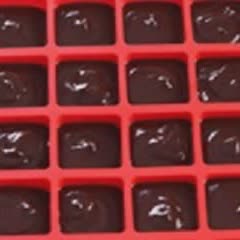 Cách Làm Bánh Chocolate Hình Mặt Cười | Dễ Thương