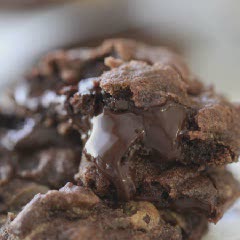 Cách làm bánh chocolate trộn bơ đường