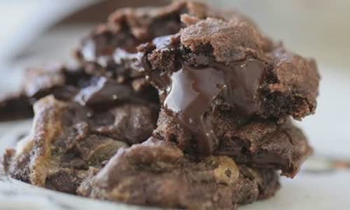 Cách làm bánh chocolate trộn bơ đường