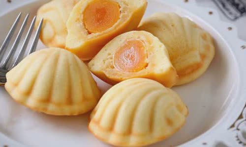 Cách Làm Bánh Con Sò Madeleine Chà Bông Trứng Muối