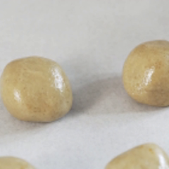 Cách làm bánh cookie bơ mè vỏ cam