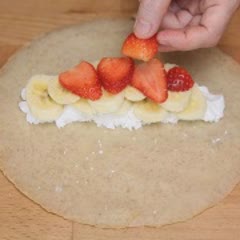 Cách Làm Bánh Crepe Chuối Dâu Tây Cực Dễ, Ngon