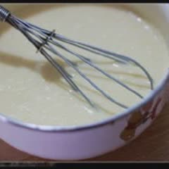 Cách làm bánh crepe kem dâu tươi