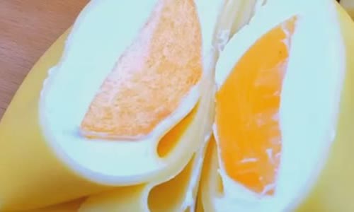 Cách làm Bánh Crepe Nhân Kem Xoài thơm ngon như ngoài tiệm