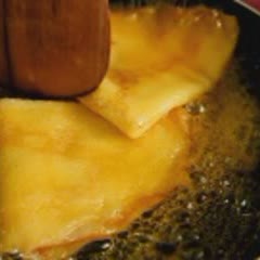 Cách làm bánh Crepe sốt cam - Crepe Suzette