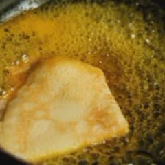 Cách làm bánh Crepe sốt cam - Crepe Suzette