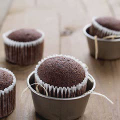 Cách Làm Bánh Cupcake Chocolate Đơn Giản | Xốp Mềm