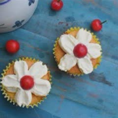 Cách Làm Bánh Cupcake Hình Hoa Đơn Giản Tại Nhà