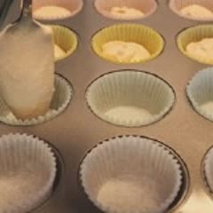 Cách Làm Bánh Cupcake Kem Vani Thơm Ngon Đơn Giản