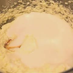 Cách Làm Bánh Cupcake Người Tuyết Thơm Ngon Ở Nhà