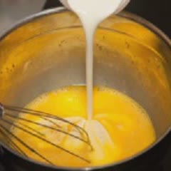 Cách làm bánh flan mứt thơm