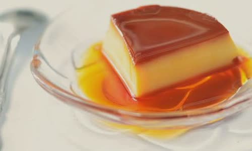 Cách làm bánh flan thơm ngậy mềm mịn
