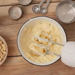 Cách làm Bánh Hạnh Nhân Kiểu Trung Quốc thơm giòn 