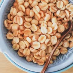 Cách làm bánh hạt sen bơ