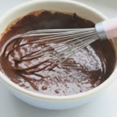 Cách làm bánh kem chocolate chi tiết
