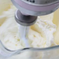 Cách làm bánh kem chocolate chi tiết