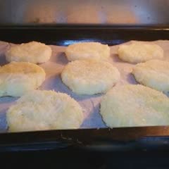 Cách làm bánh khoai mì nướng thơm béo