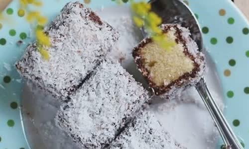 Cách Làm Bánh Lamington Ngọt Béo Thơm Ngon Ở Nhà