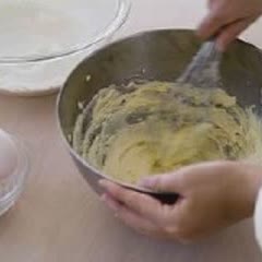 Cách Làm Bánh Ly Kem Tươi Tráng Miệng Cực Ngon