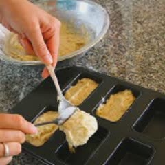 Cách làm bánh mì chuối nướng thơm ngon