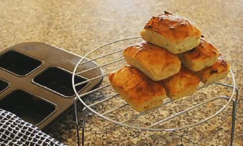 Cách làm bánh mì chuối nướng thơm ngon