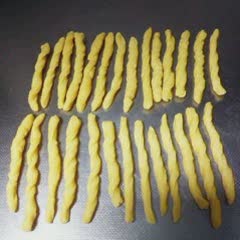 Cách Làm Bánh Mì Hình Que Ăn Vặt Cực Ngon Lành