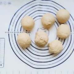 Cách làm bánh mì khoai lang tím Nhật Bản