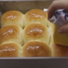 Cách làm bánh mì nướng mềm xốp